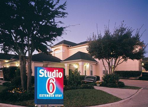Suburban Studios Mentor - Cleveland Northeast Exterior foto